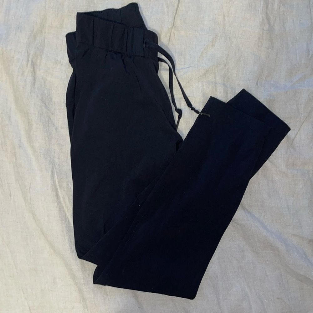Lululemon Black jogger pants